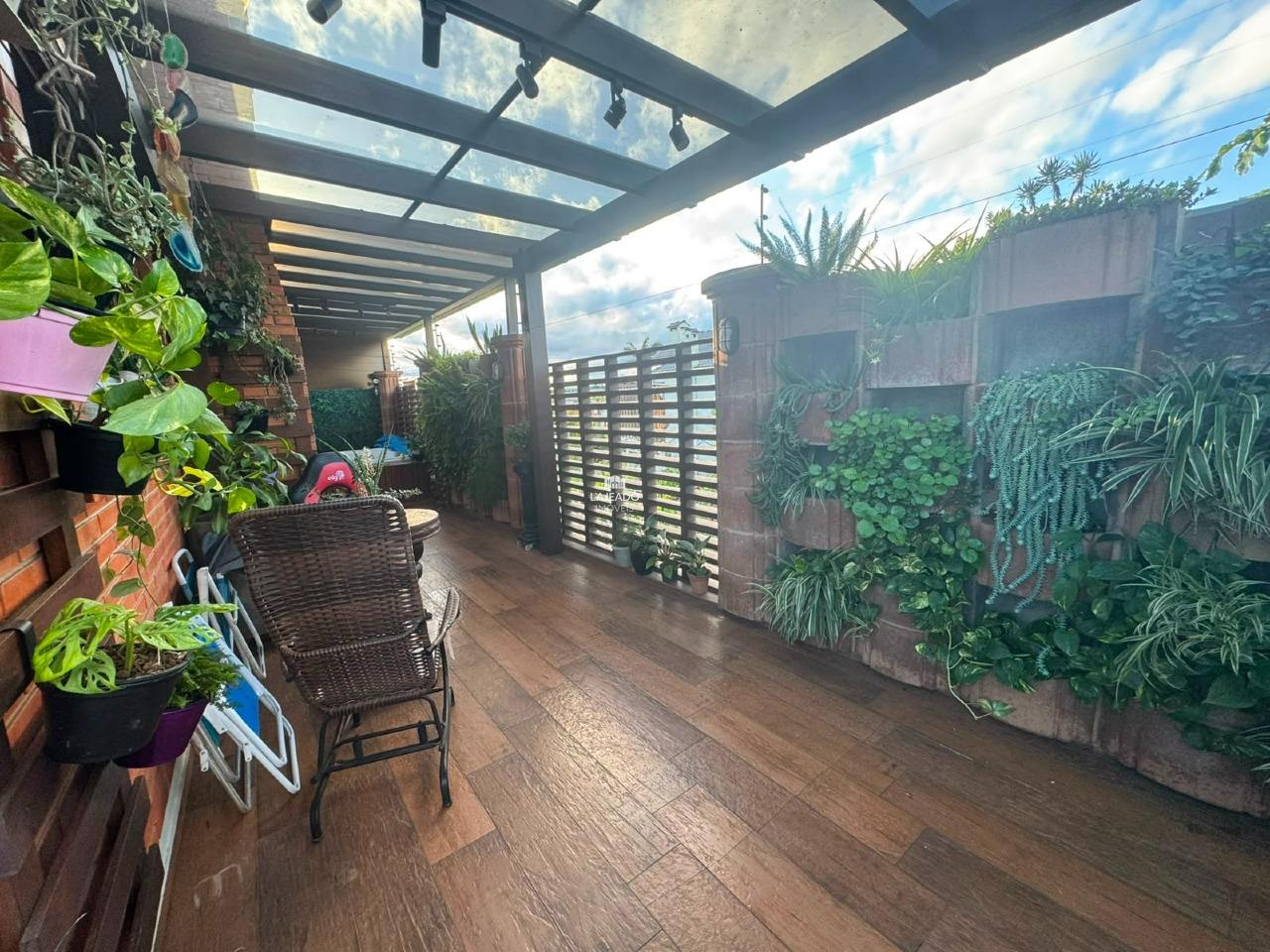 Casa à venda no Oriental: 