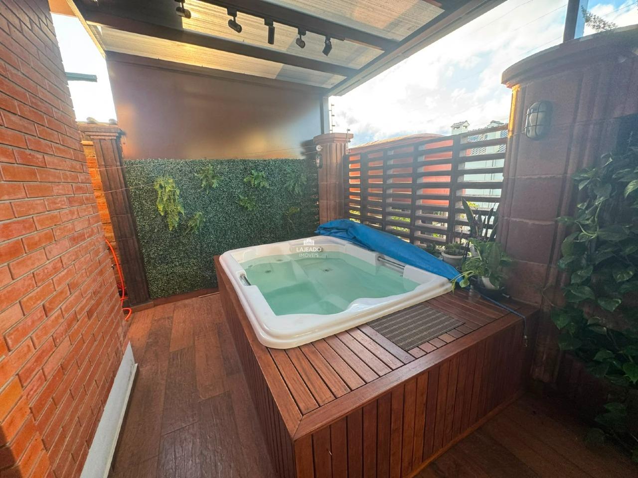 Casa à venda no Oriental: 