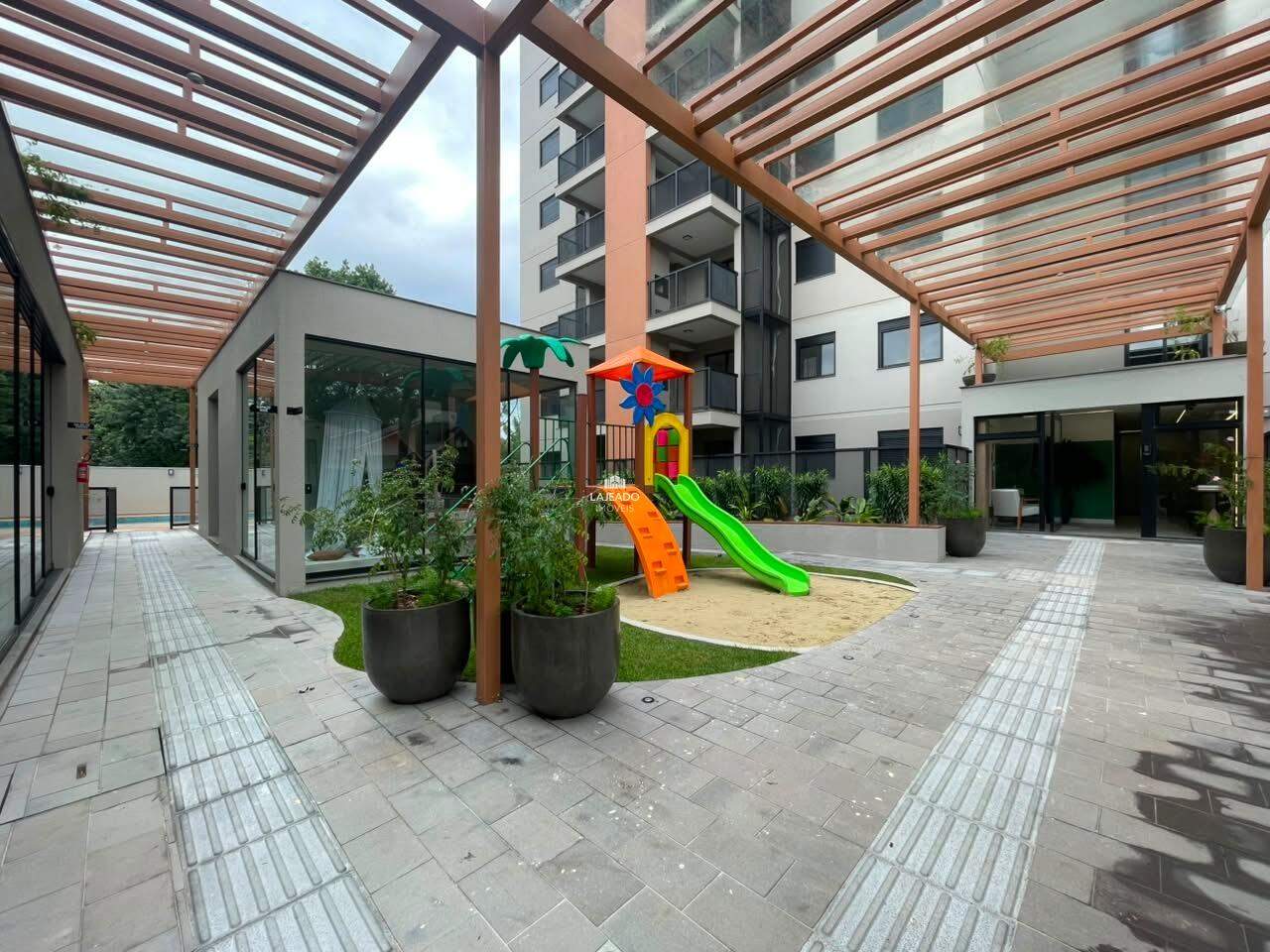 Apartamento para aluguel no Moinhos: 