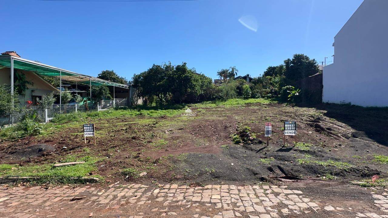 Terreno à venda no Jardim do Cedro: 