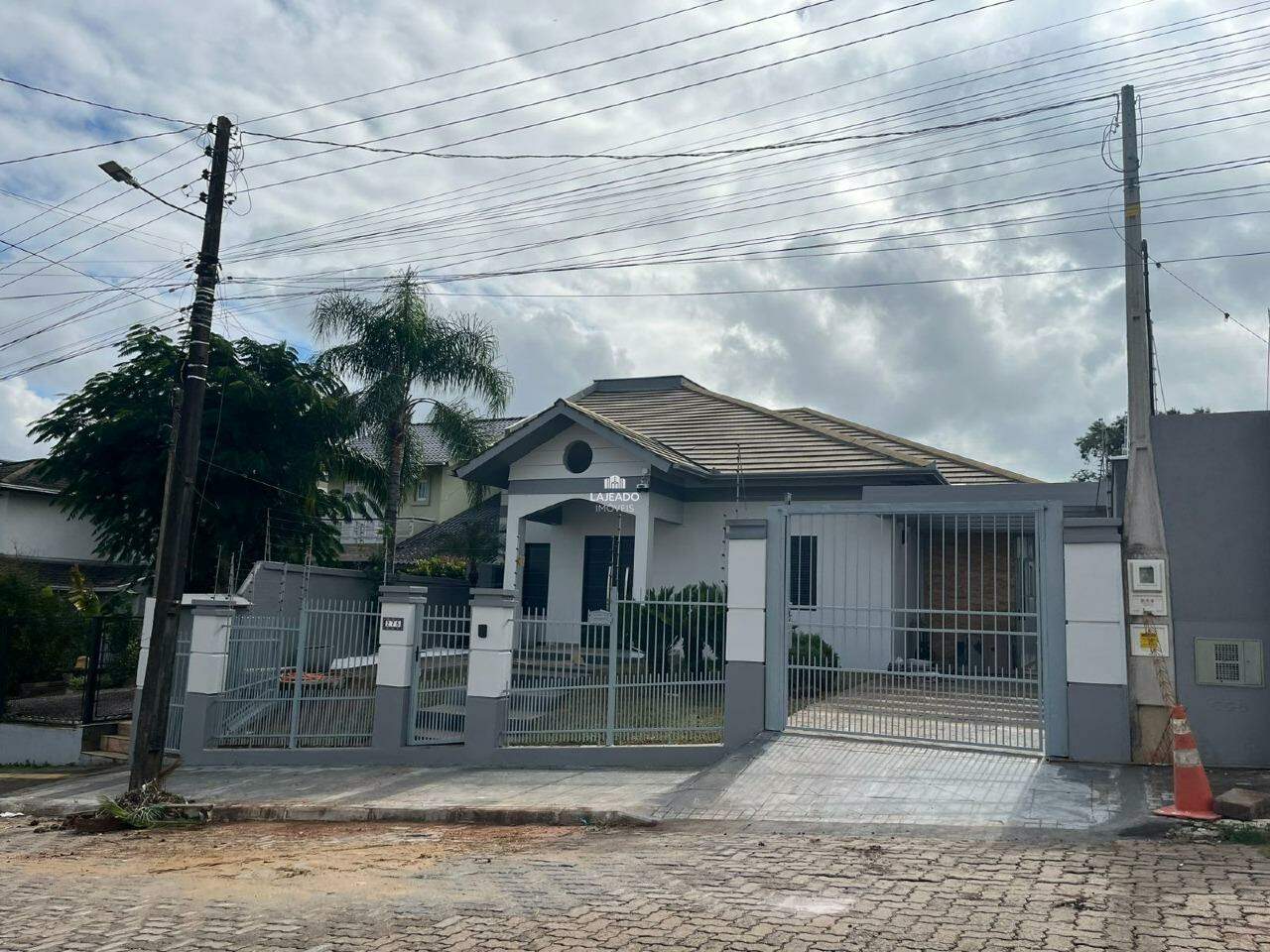 Casa, 3 quartos, 220 m² - Foto 2