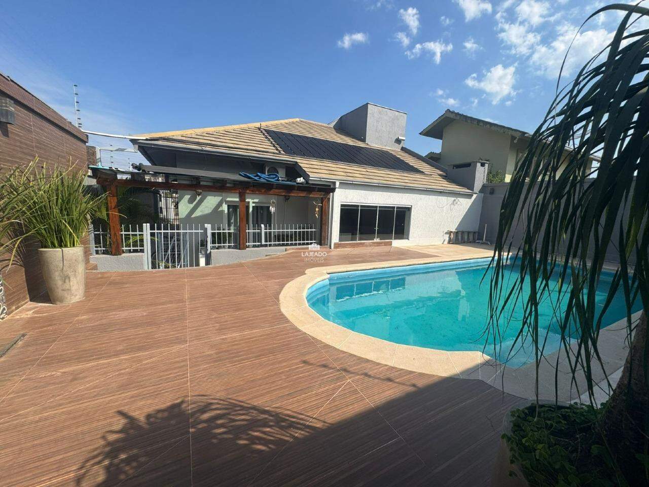 Casa, 3 quartos, 220 m² - Foto 26