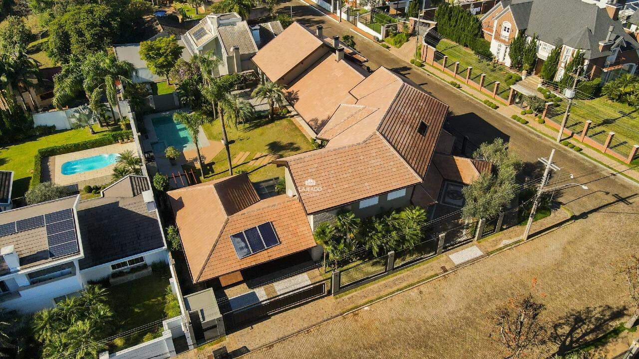 Casa, 5 quartos, 1080 m² - Foto 2