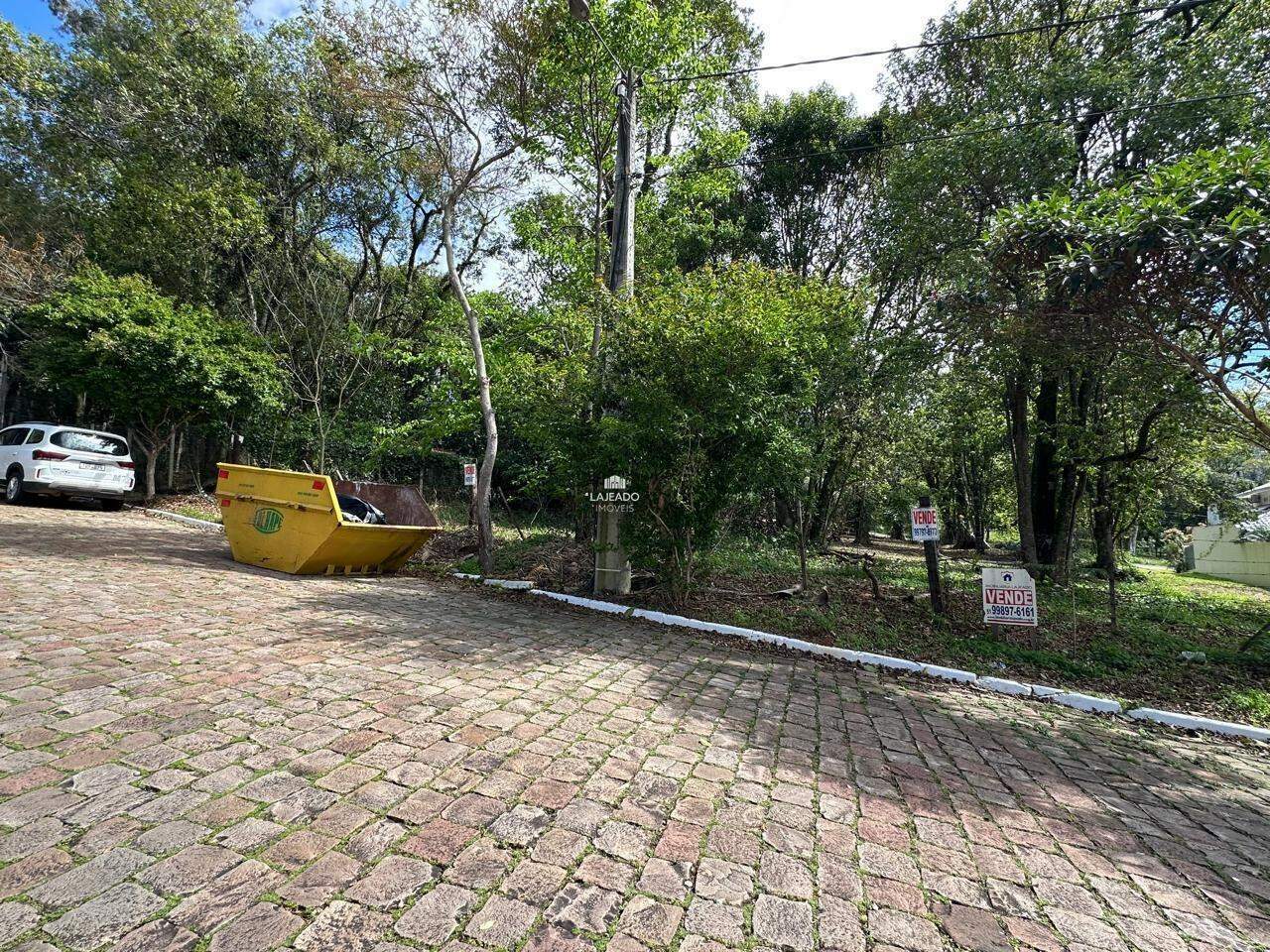 Terreno à venda no Universitário: 