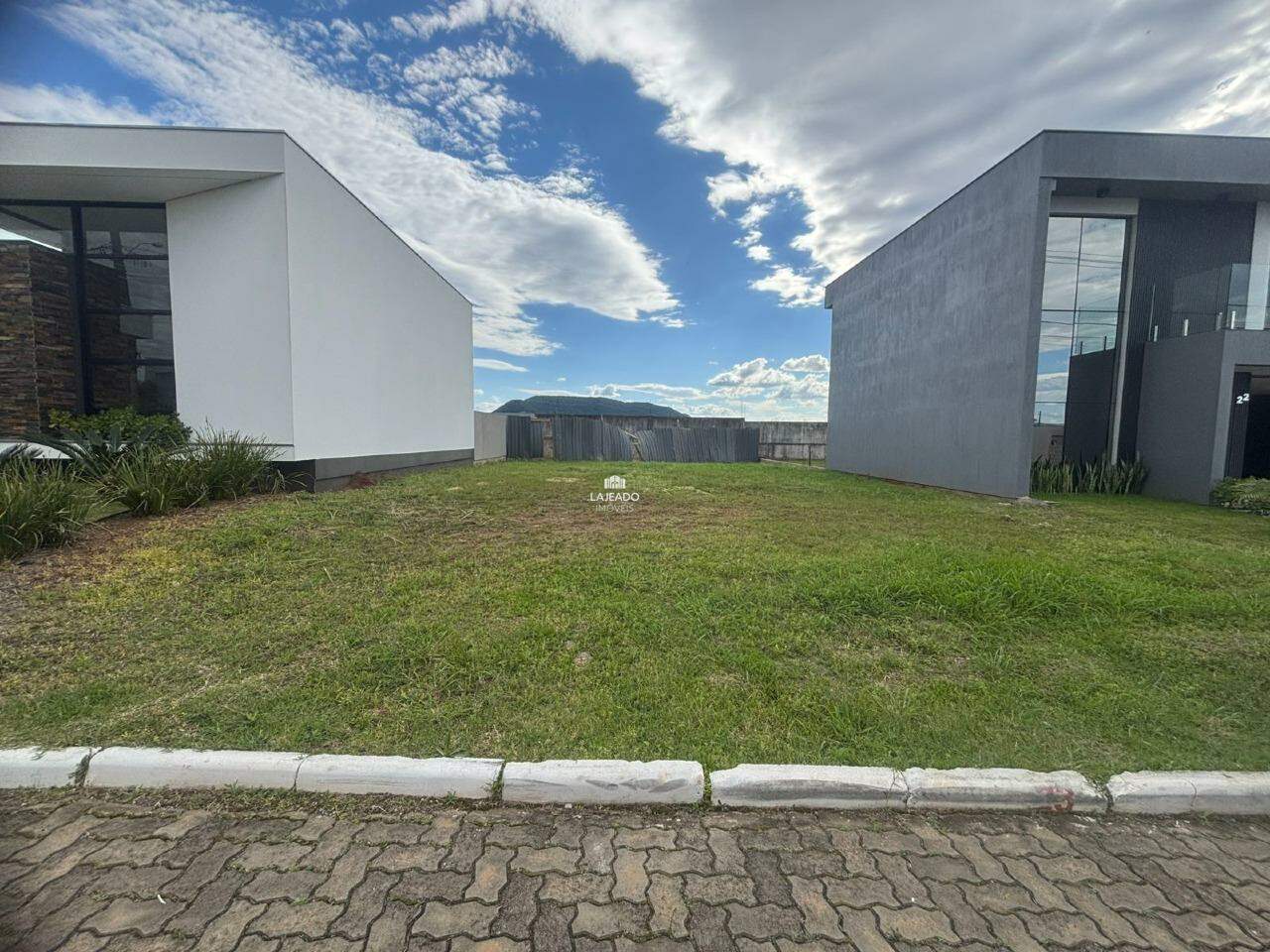 Terreno, 300 m² - Foto 3