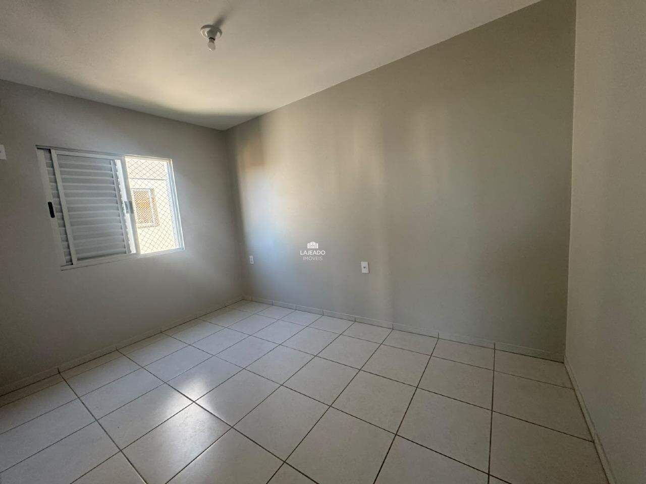 Apartamento à venda no Universitário: 