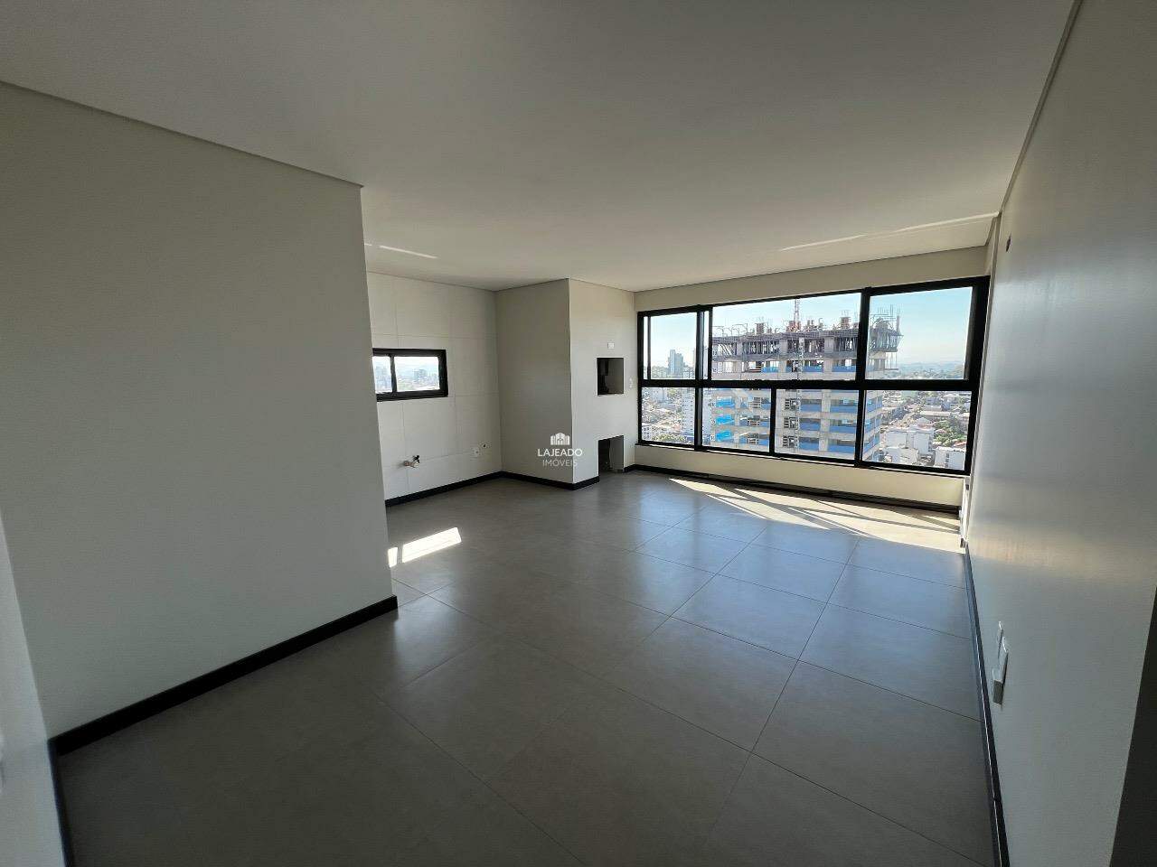 Apartamento, 2 quartos, 74 m² - Foto 2