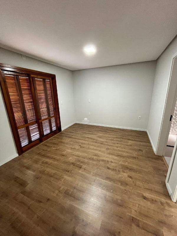 Sobrado à venda no Moinhos: 