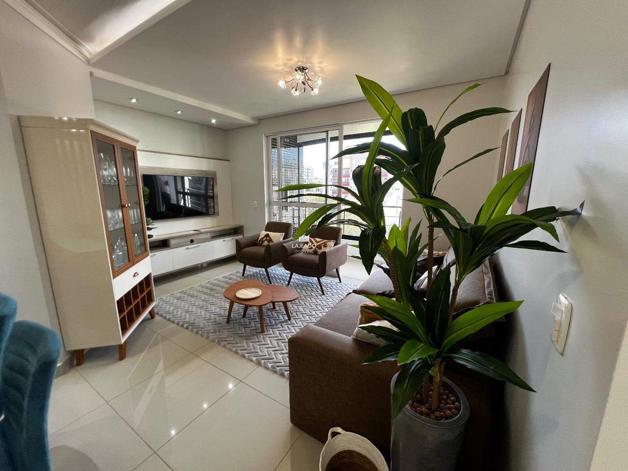 Apartamento, 2 quartos, 74 m² - Foto 2