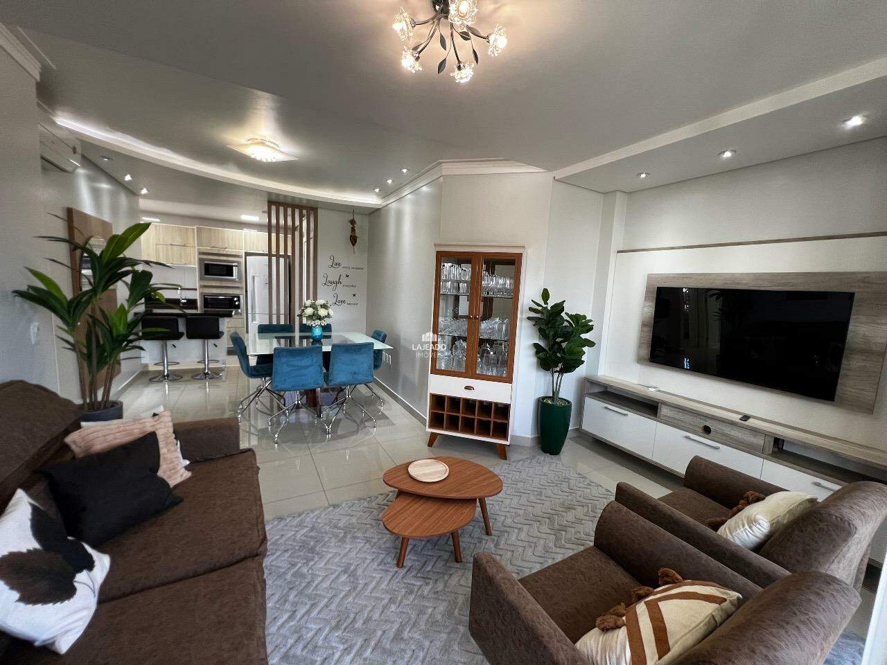 Apartamento, 2 quartos, 74 m² - Foto 1