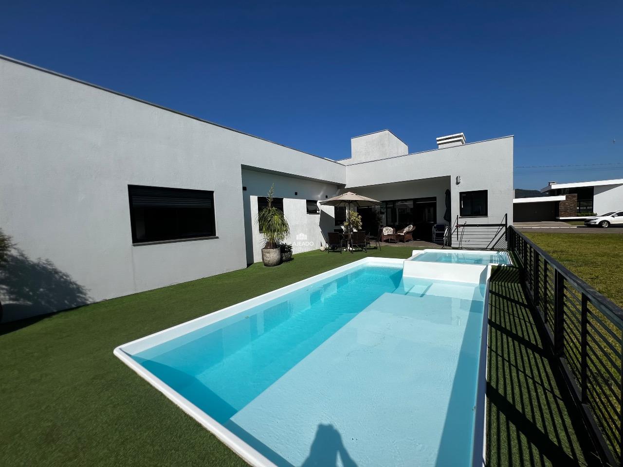 Casa em Condomínio à venda no Conventos: 