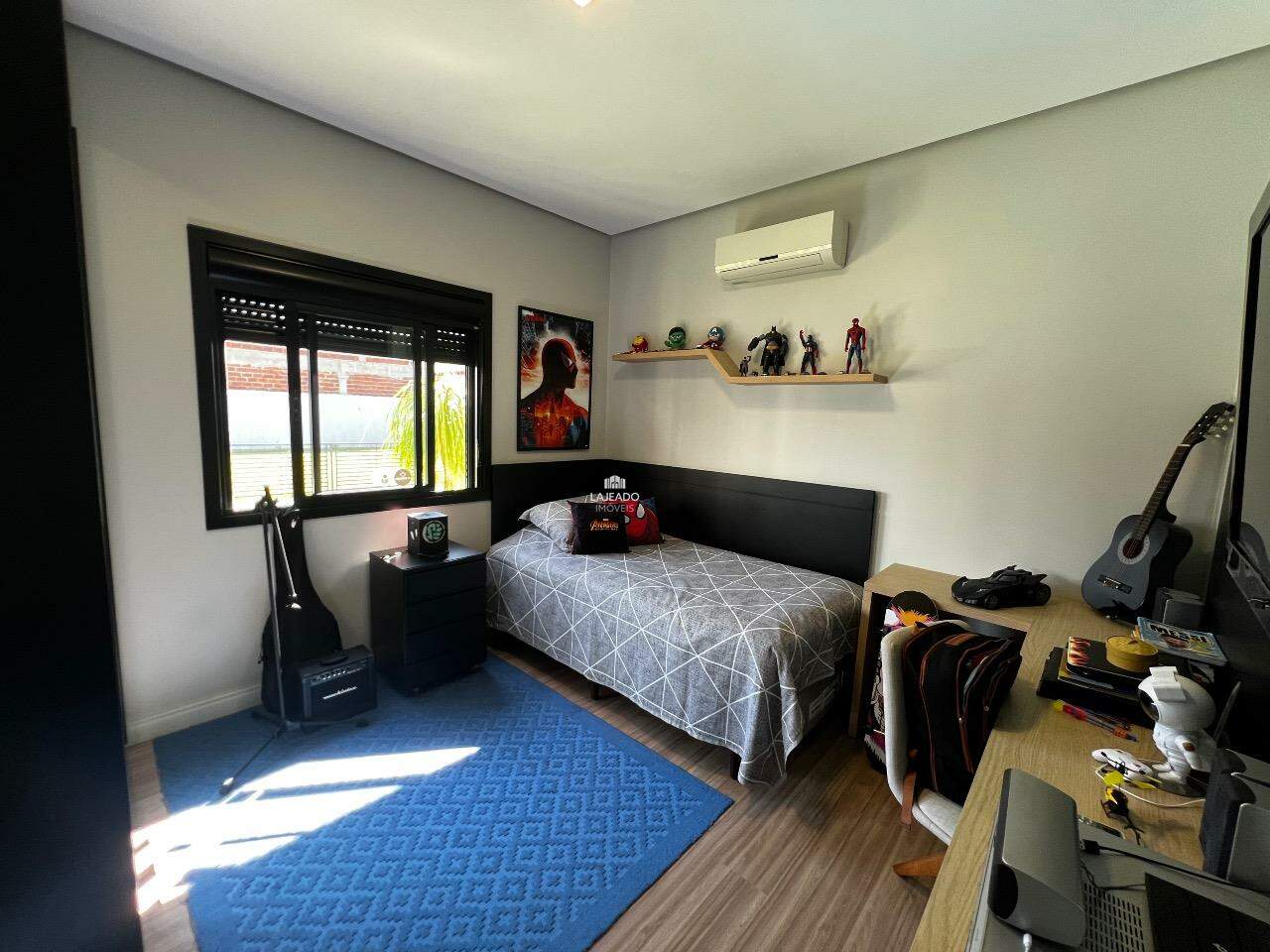 Casa em Condomínio à venda no Conventos: 