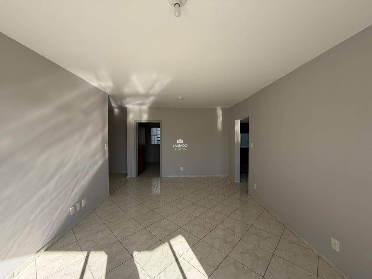 Apartamento à venda no Florestal: 