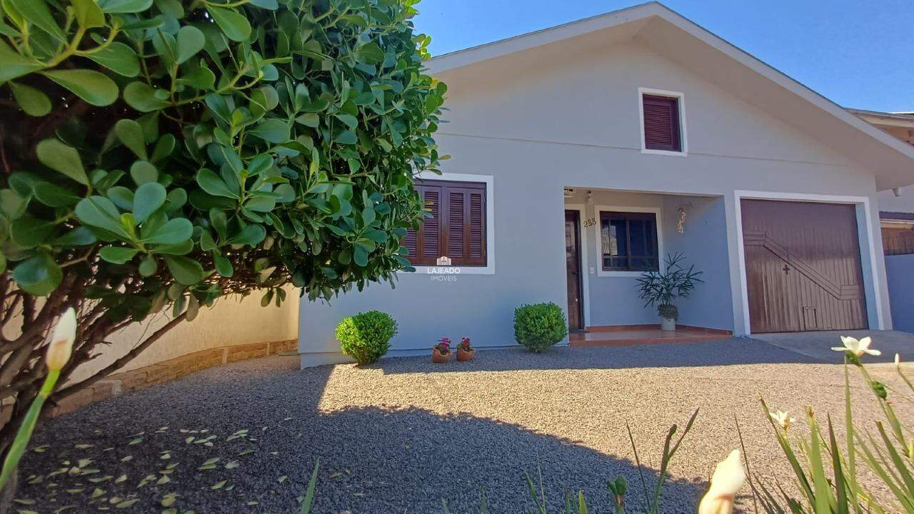 Casa à venda no Conventos: 