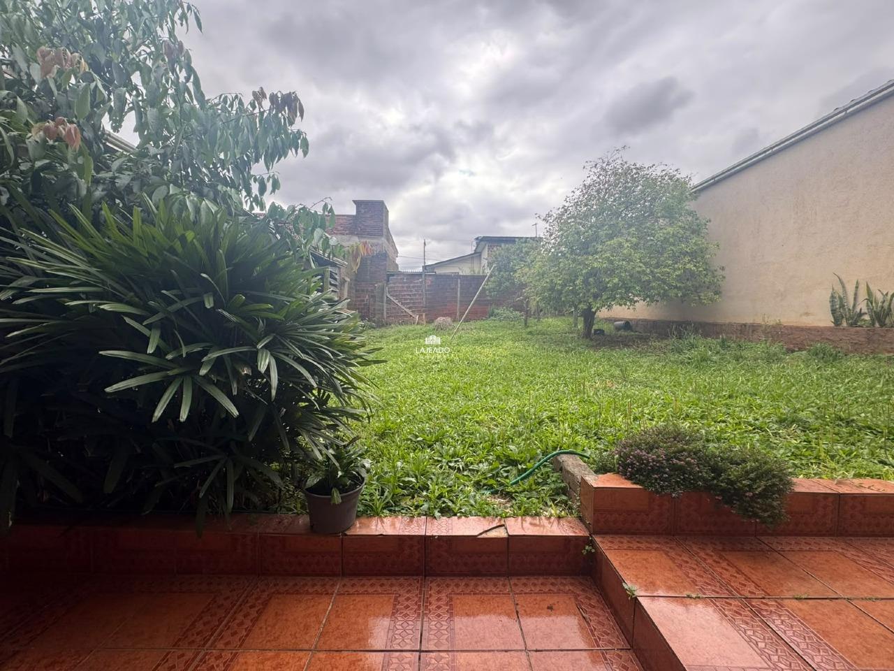 Casa à venda no Planalto: 