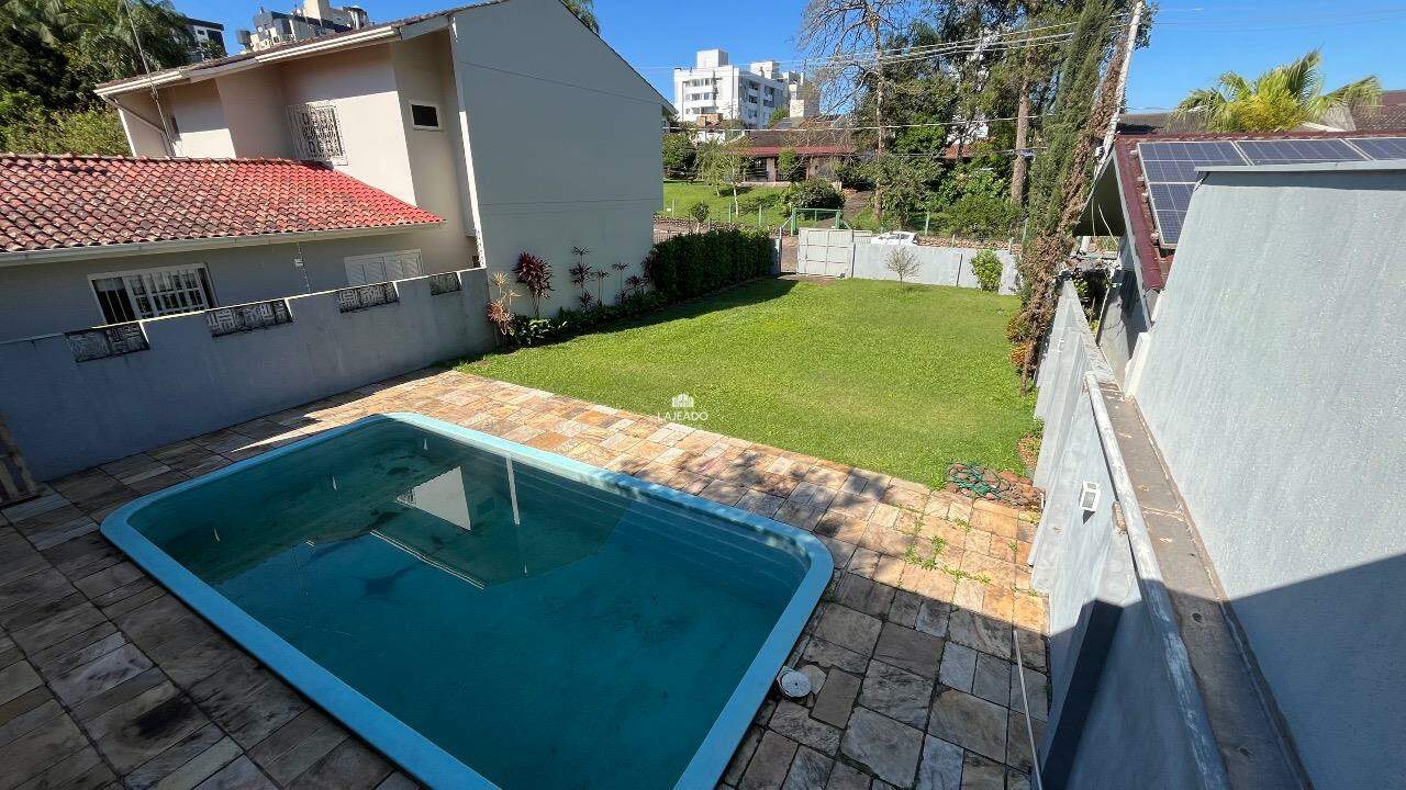 Terreno à venda no Moinhos: 