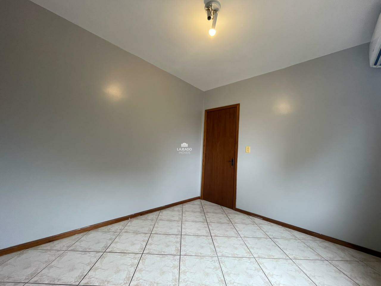 Apartamento para aluguel no Moinhos: 