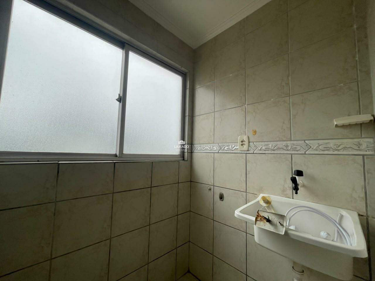 Apartamento para aluguel no Moinhos: 
