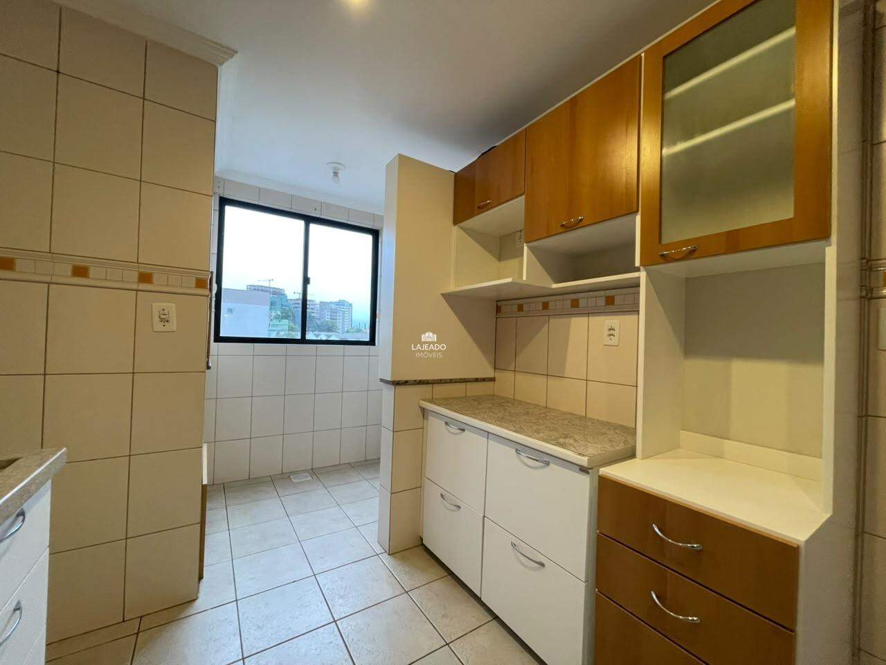 Apartamento para aluguel no Centro: 