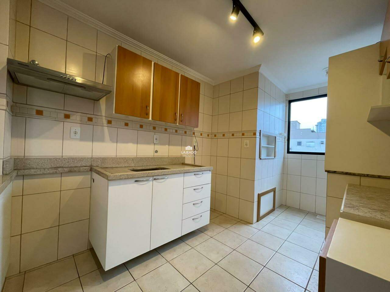 Apartamento para aluguel no Centro: 