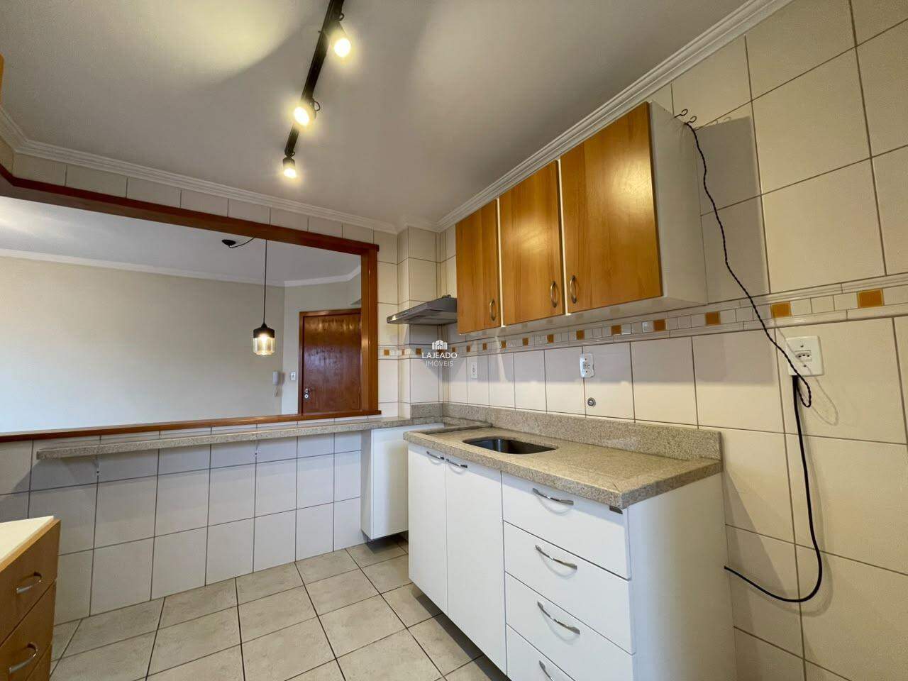 Apartamento para aluguel no Centro: 