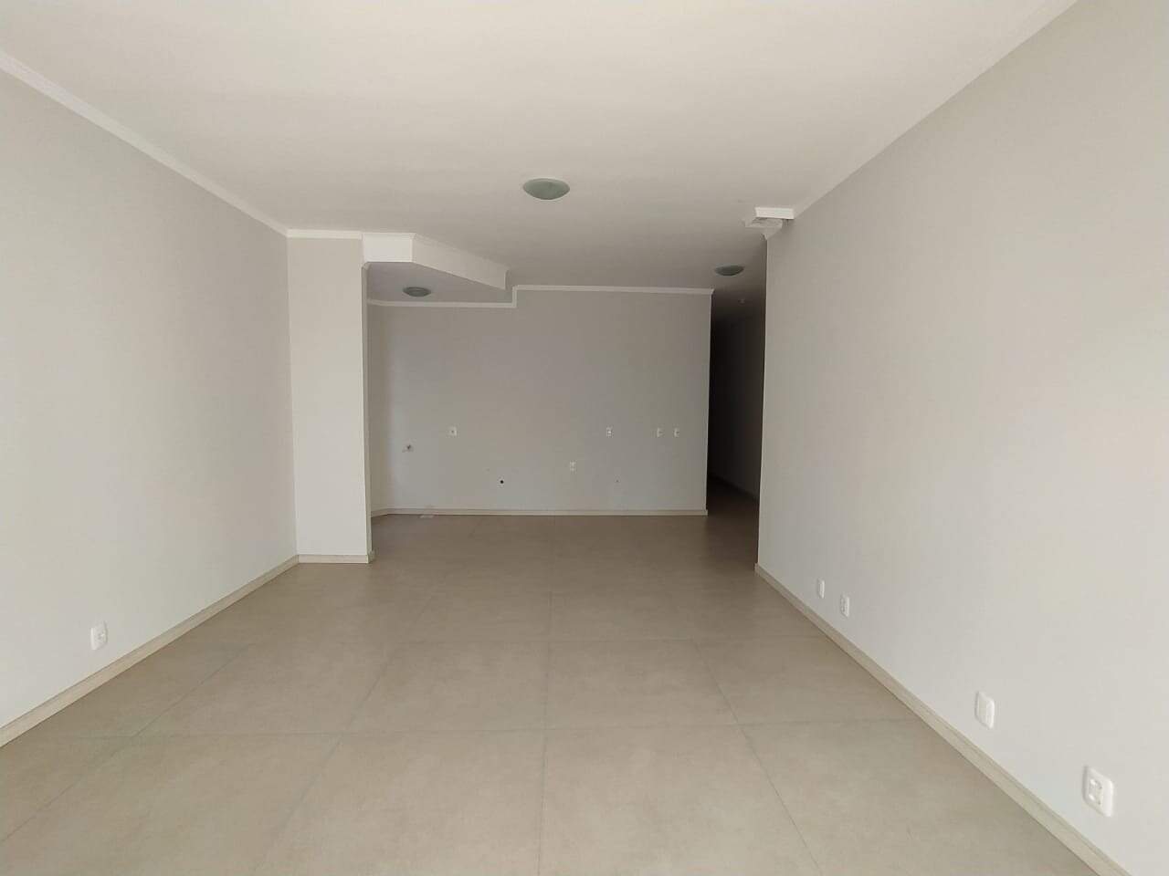 Apartamento à venda com 3 quartos, 91m² - Foto 4