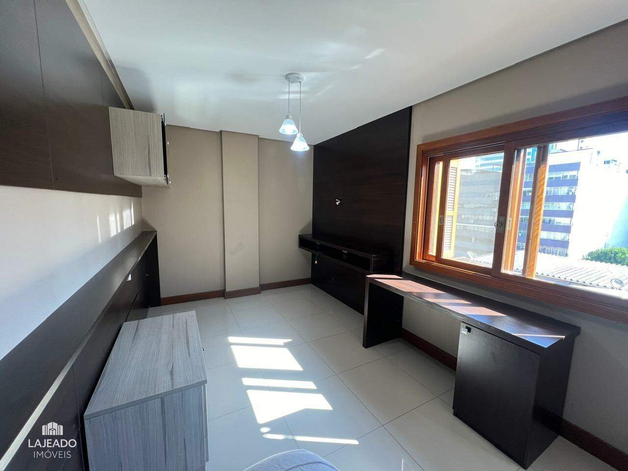 Apartamento à venda com 3 quartos, 159m² - Foto 15