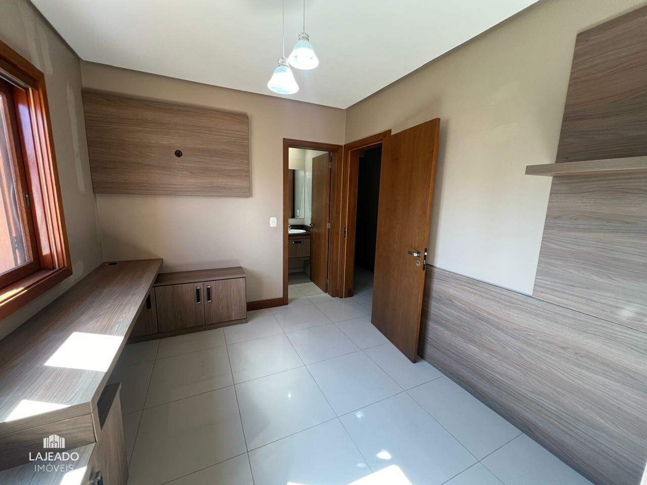 Apartamento à venda com 3 quartos, 159m² - Foto 12