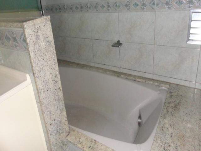 Apartamento à venda com 2 quartos, 104m² - Foto 9