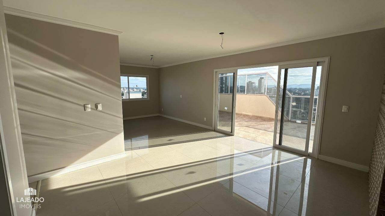 Cobertura à venda com 3 quartos, 135m² - Foto 3