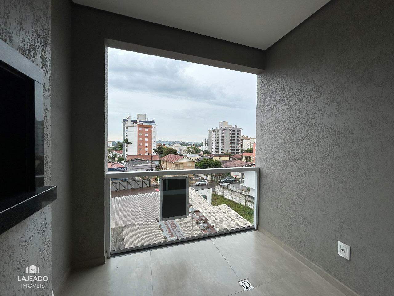 Apartamento à venda com 2 quartos, 76m² - Foto 15