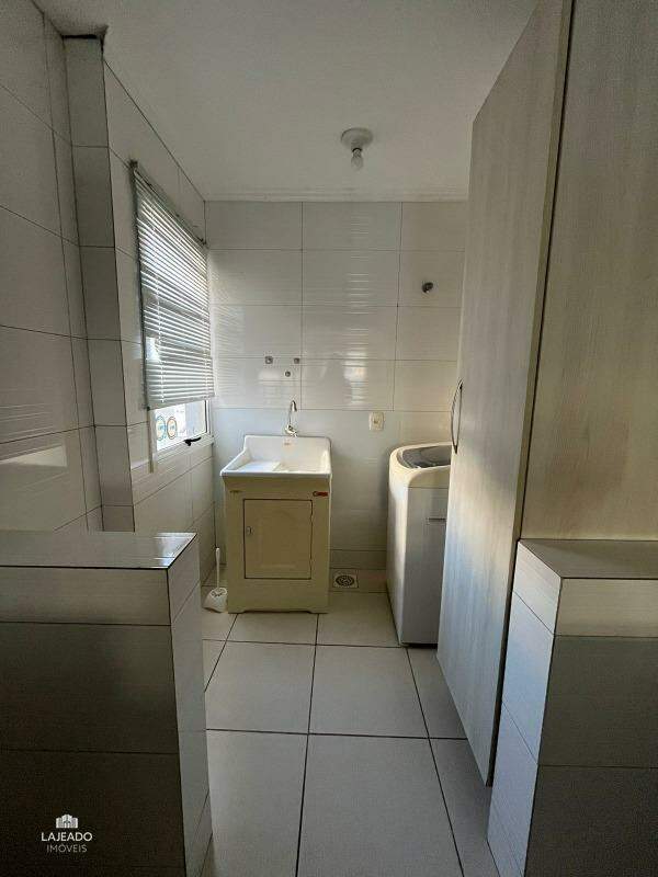 Apartamento à venda com 2 quartos, 69m² - Foto 7