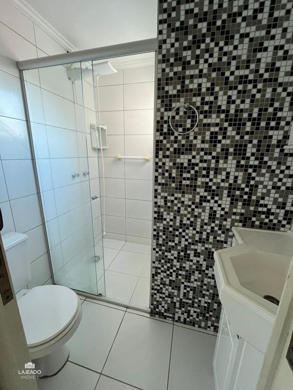 Apartamento à venda com 2 quartos, 69m² - Foto 11