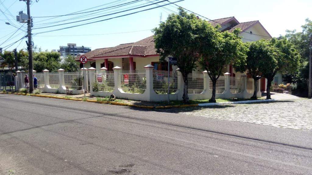 Casa à venda no Moinhos: 