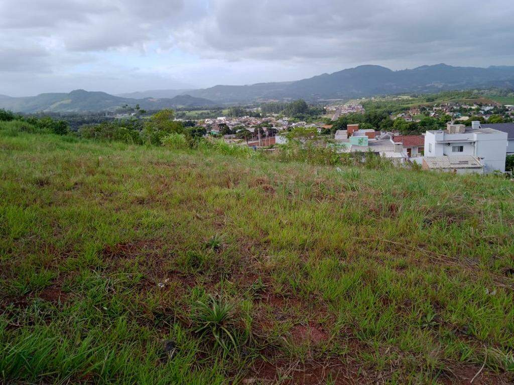 Terreno à venda no Conventos: 