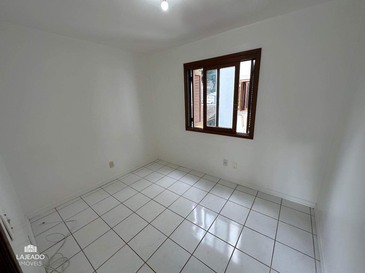 Apartamento à venda com 2 quartos, 62m² - Foto 7