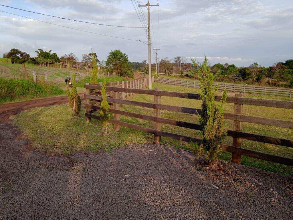 Fazenda à venda com 2 quartos, 5048m² - Foto 1