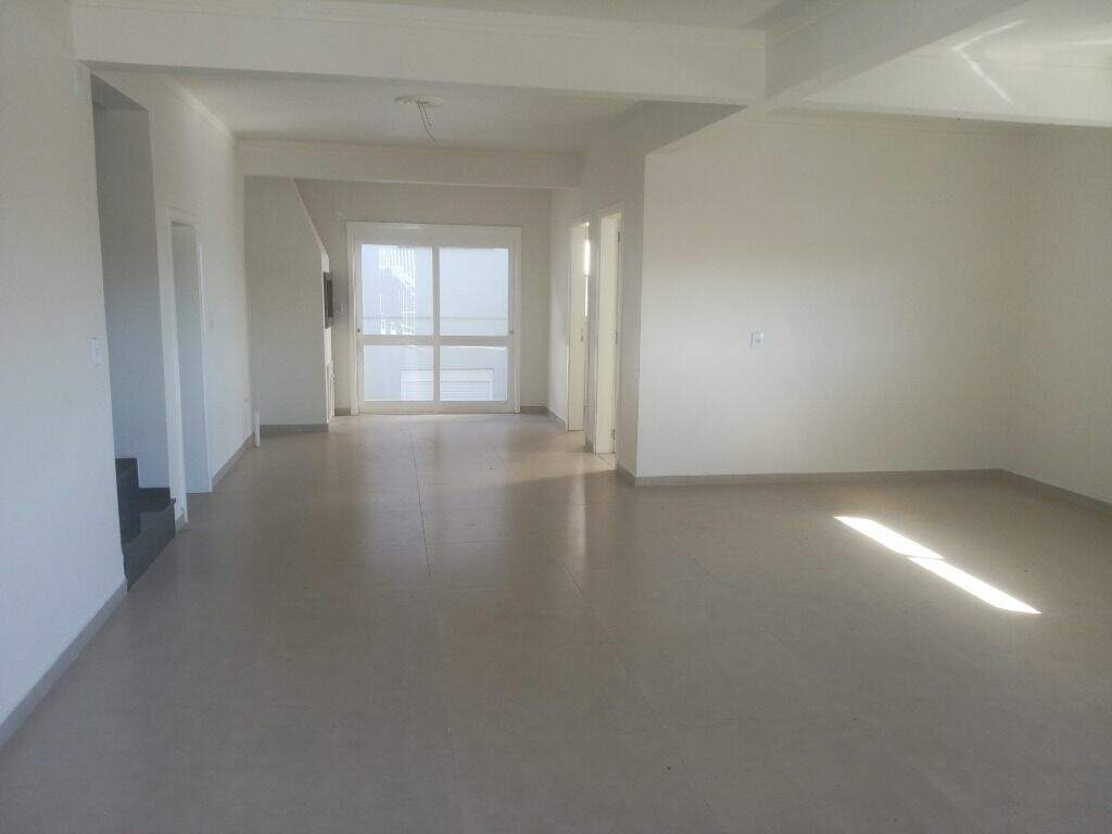 Casa à venda com 3 quartos, 366m² - Foto 6