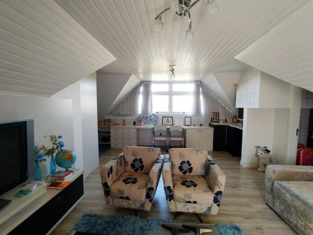 Casa à venda com 5 quartos, 800m² - Foto 9