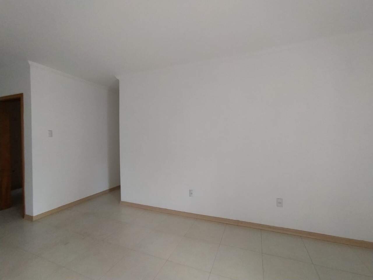 Apartamento à venda com 3 quartos, 107m² - Foto 4