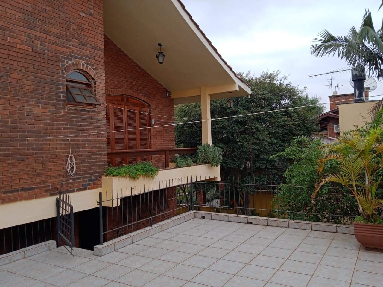 Casa à venda com 4 quartos, 460m² - Foto 4