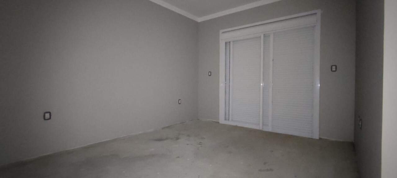 Casa à venda com 3 quartos, 198m² - Foto 12