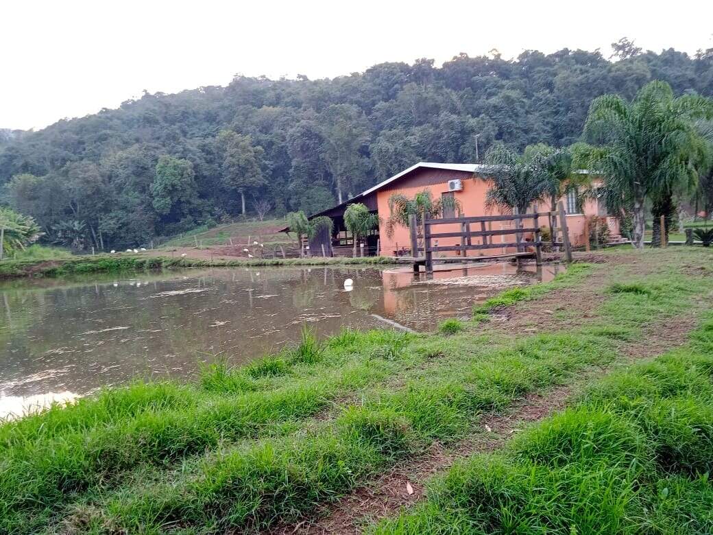 Chácara à venda no Interior: 