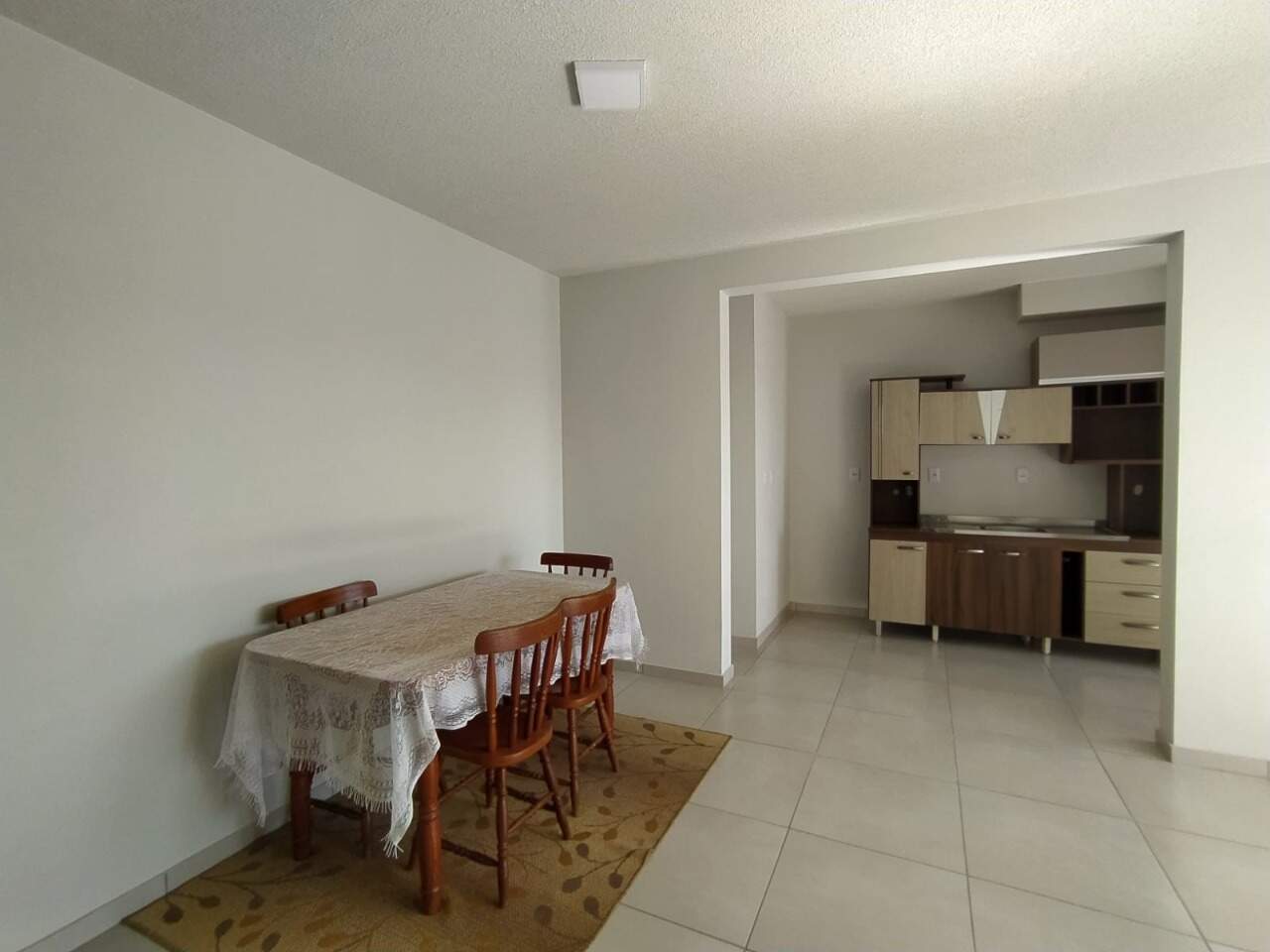 Apartamento à venda com 2 quartos, 62m² - Foto 3