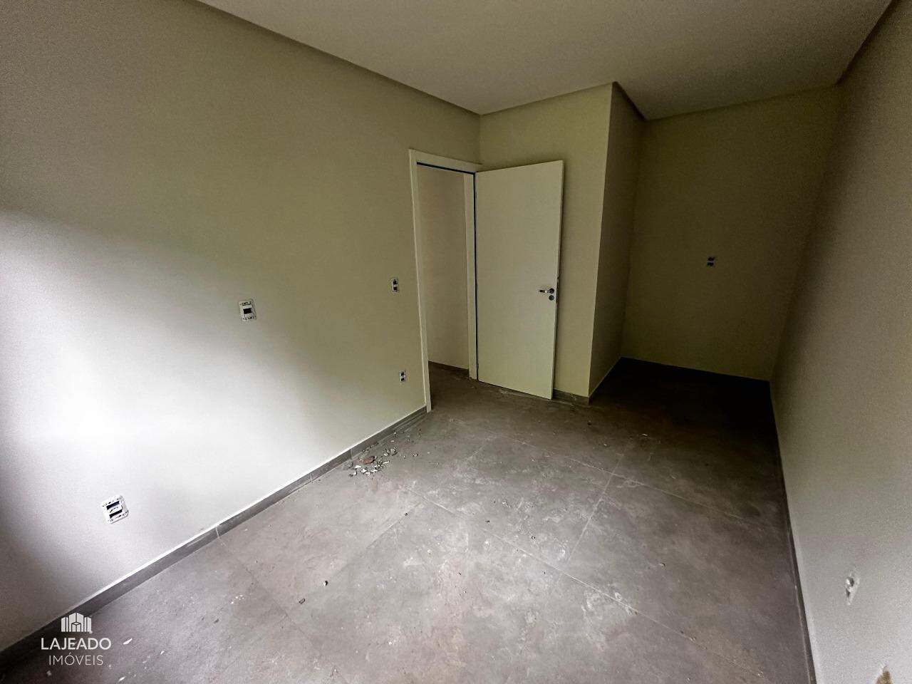 Apartamento à venda com 2 quartos, 49m² - Foto 15