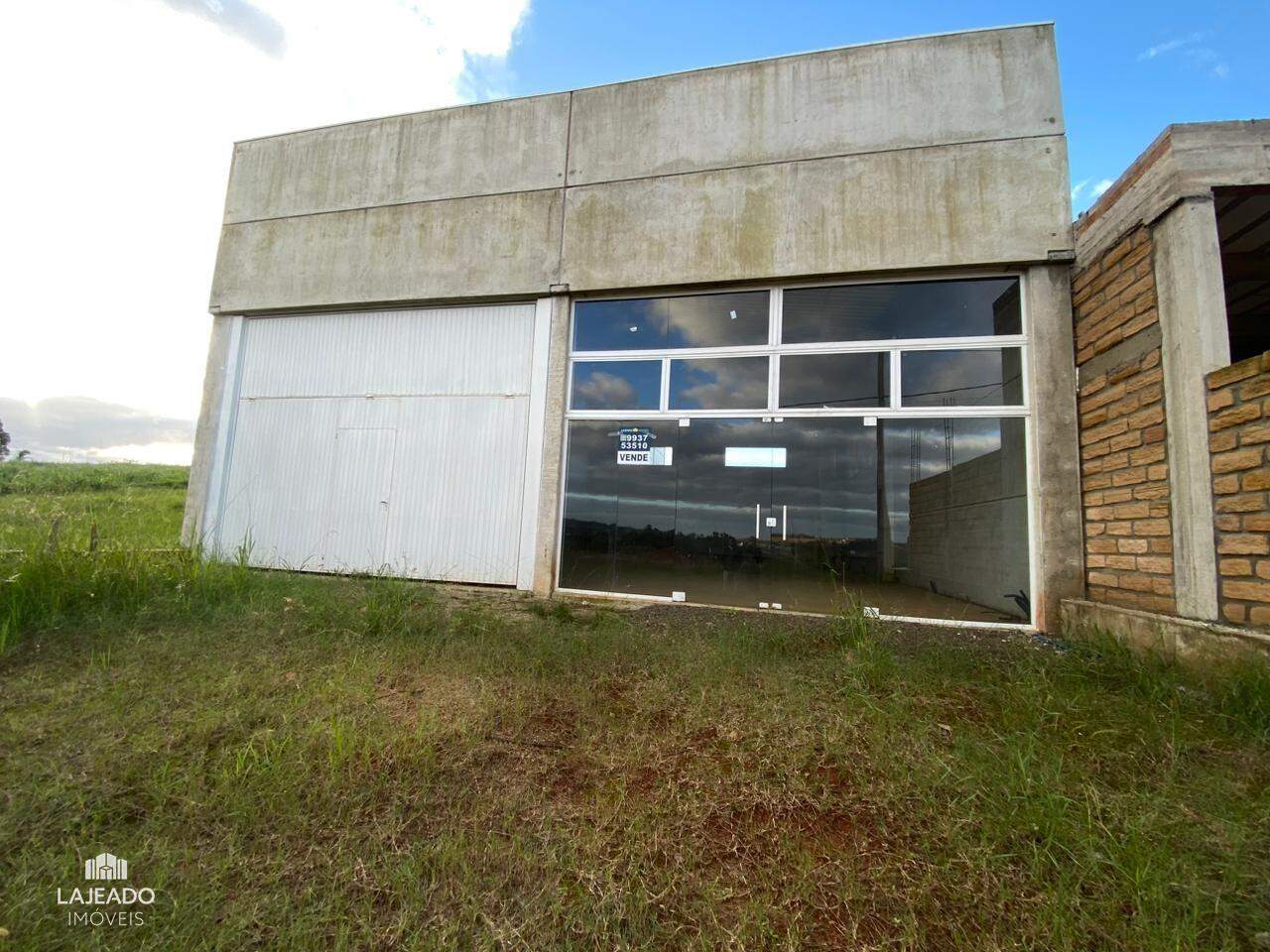 Depósito-Galpão-Armazém à venda, 240m² - Foto 1
