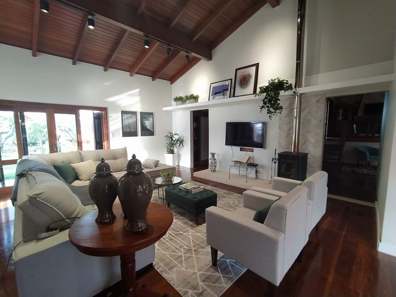 Casa à venda com 6 quartos, 450m² - Foto 12