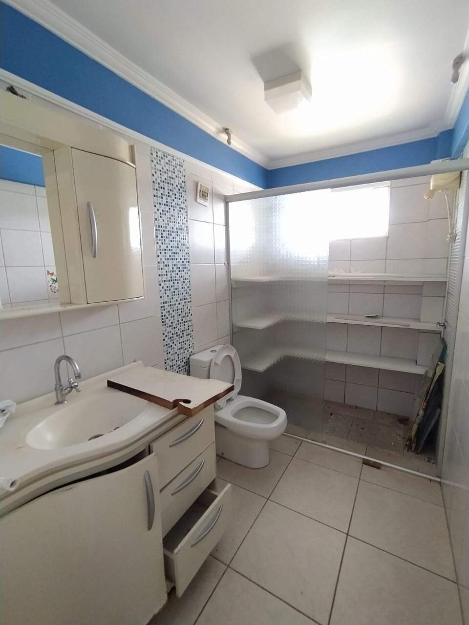 Casa à venda com 3 quartos, 300m² - Foto 11