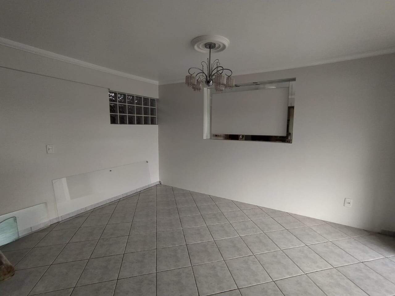 Casa à venda com 3 quartos, 300m² - Foto 16