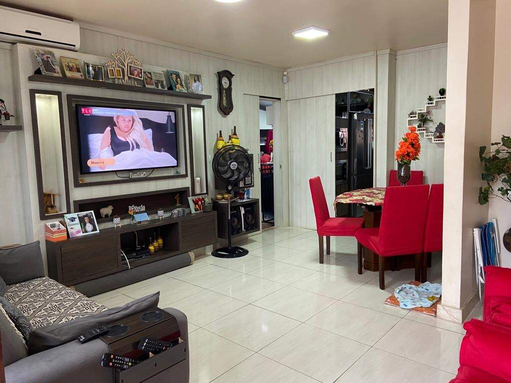 Casa à venda com 2 quartos, 160m² - Foto 3